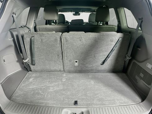 Used 2018 Toyota Highlander XLE FWD image 31