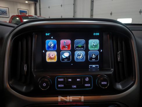 Used 2017 Chevrolet Colorado LT w/ LT Convenience Package AWD/4WD image 25