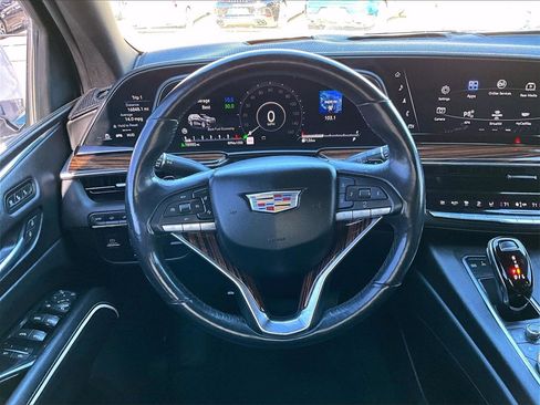 Used 2021 Cadillac Escalade Premium Luxury w/ Driver Assist Tech Package image 15