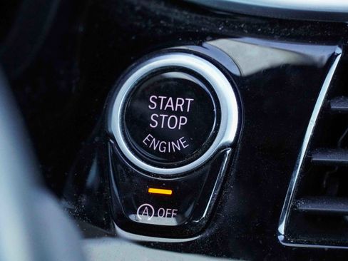 Certified 2023 BMW 530i xDrive w/ M Sport Package image 19