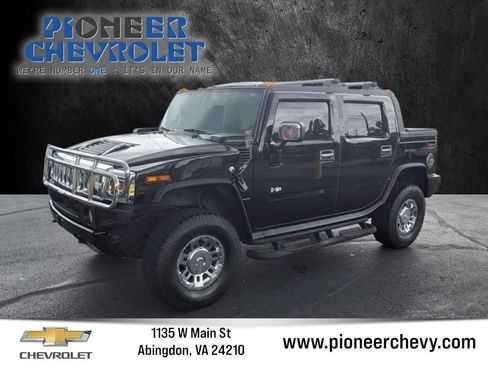 Used 2005 HUMMER H2 SUT w/ Preferred Equipment Group image 1