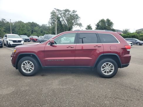 Used 2018 Jeep Grand Cherokee Laredo image 12
