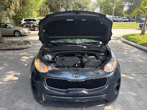 Used 2018 Kia Sportage LX w/ LX Popular Package FWD image 32