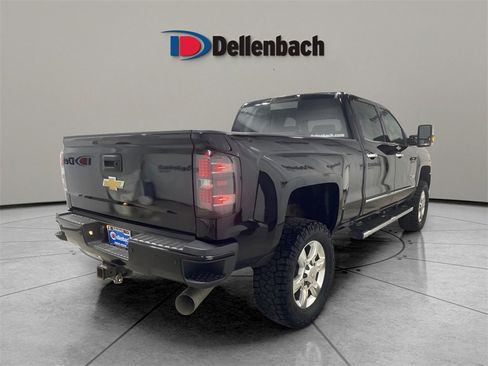 Used 2018 Chevrolet Silverado 2500 LTZ w/ Duramax Plus Package image 6