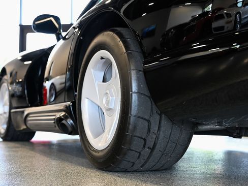 Used 1994 Dodge Viper RT/10 RWD image 20