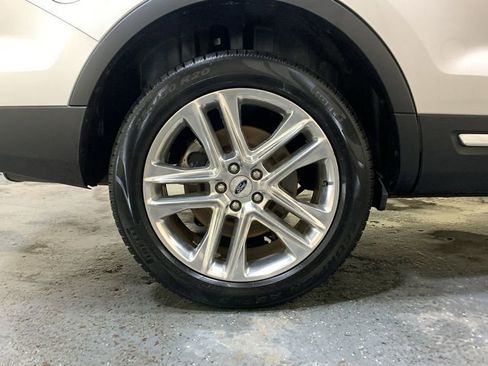 Certified 2017 Ford Explorer XLT w/ Equipment Group 202A image 16