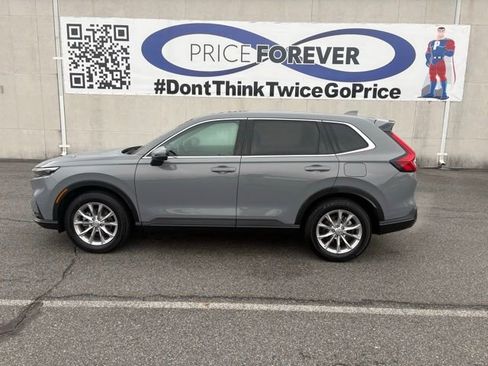 Used 2025 Honda CR-V EX-L image 3