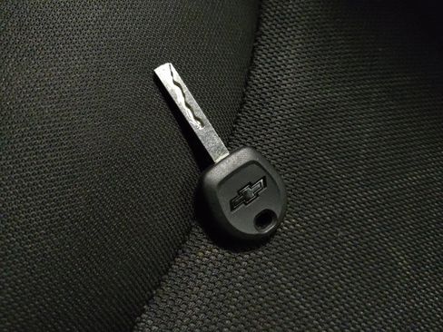 Used 2020 Chevrolet Spark LS image 32