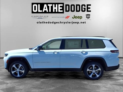 New 2026 Jeep Grand Cherokee L Limited AWD/4WD image 19