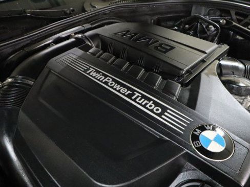 Used 2011 BMW 535i xDrive Sedan AWD/4WD image 21