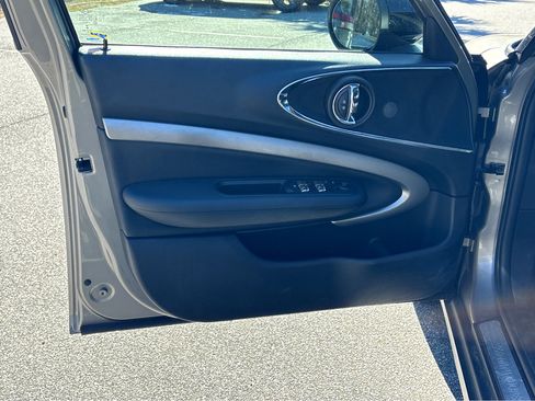 Used 2020 MINI Cooper Clubman S image 17