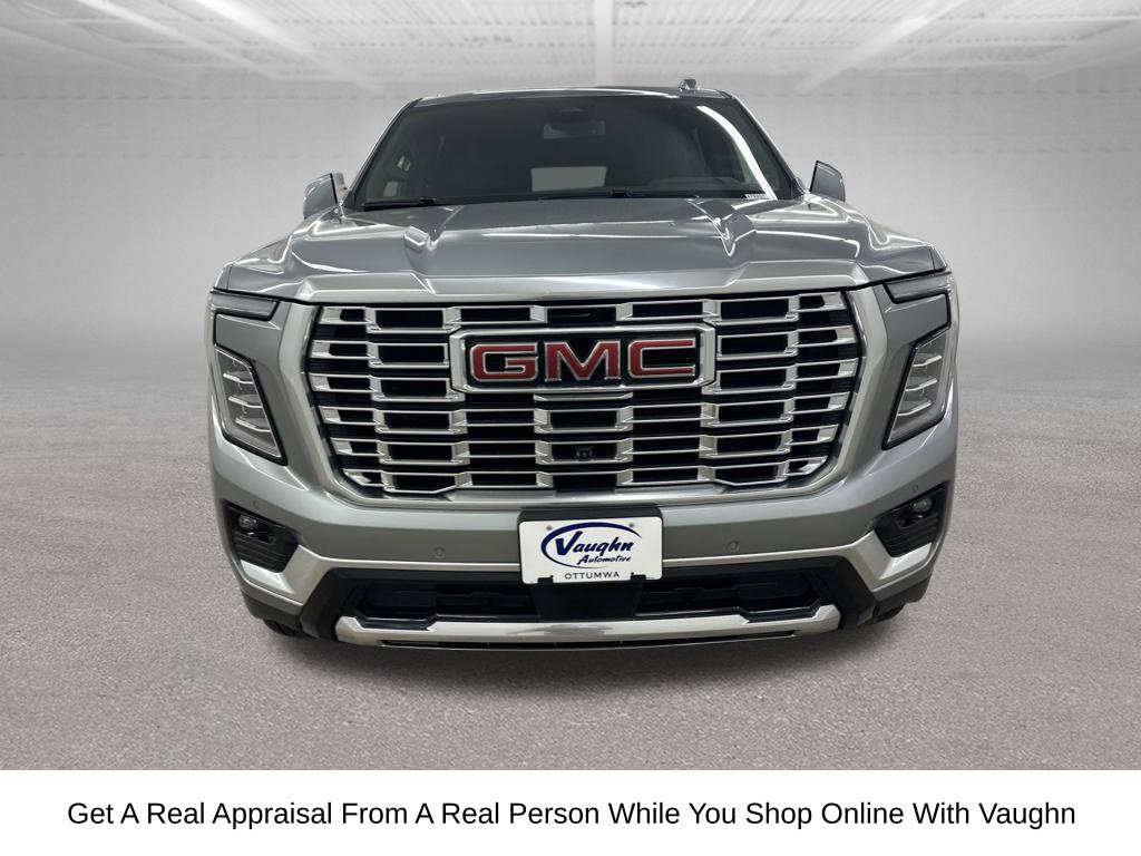 Used 2025 GMC Yukon XL Denali AWD/4WD image 5