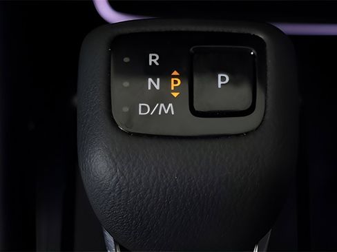 Used 2024 Nissan Rogue SL w/ SL Premium Package image 34