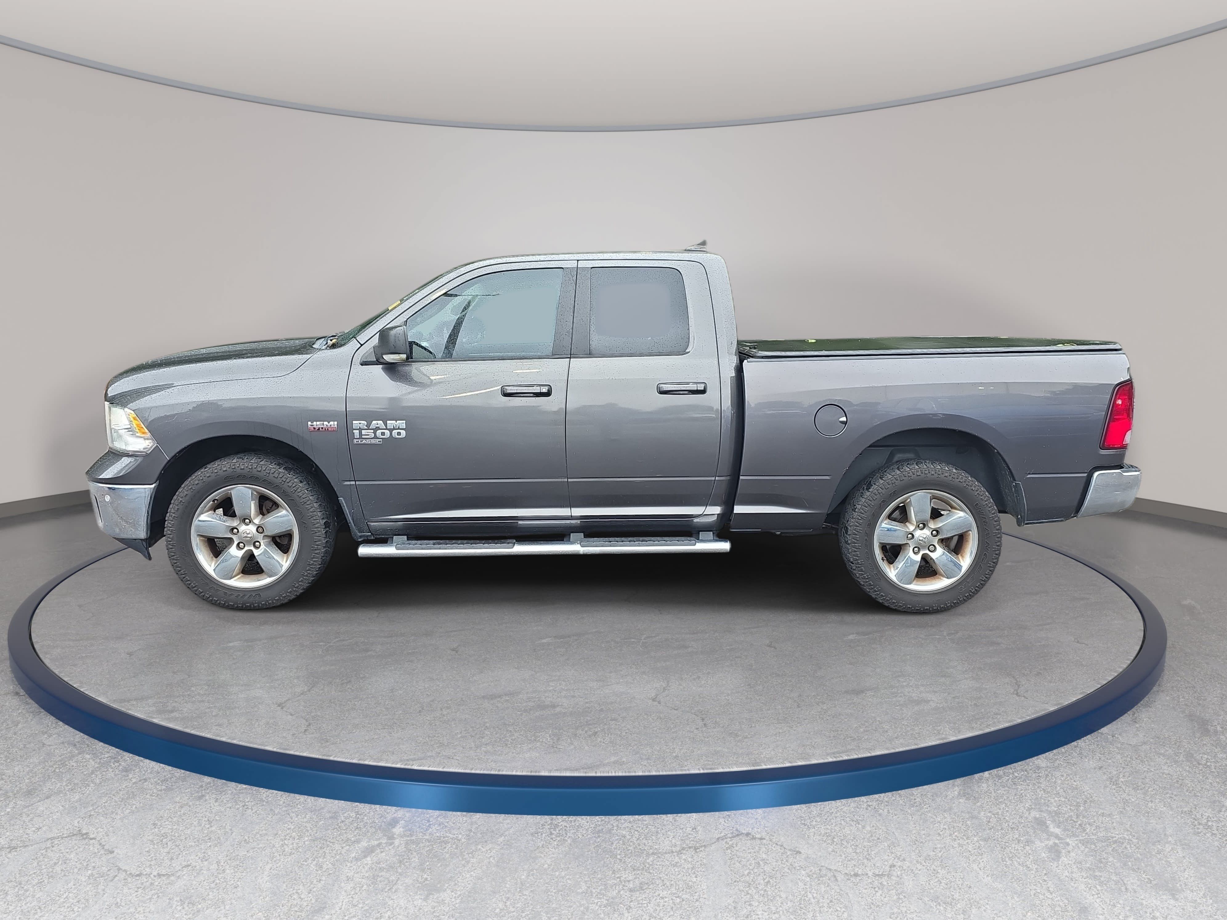Used 2019 RAM 1500 Big Horn AWD/4WD image 3