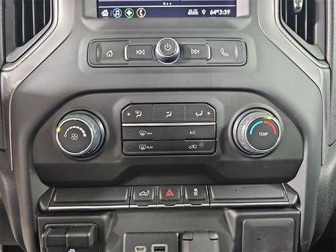 Certified 2022 Chevrolet Silverado 2500 Custom w/ Custom Value Package image 27