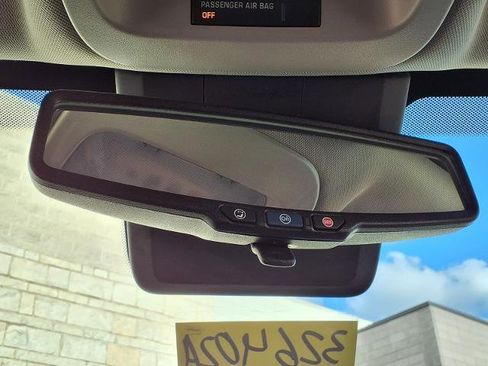 Used 2016 Chevrolet Equinox LT w/ Convenience Package image 17