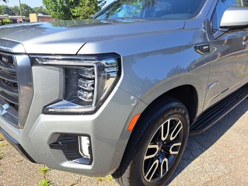 Used 2023 GMC Yukon XL AT4 AWD/4WD image 23