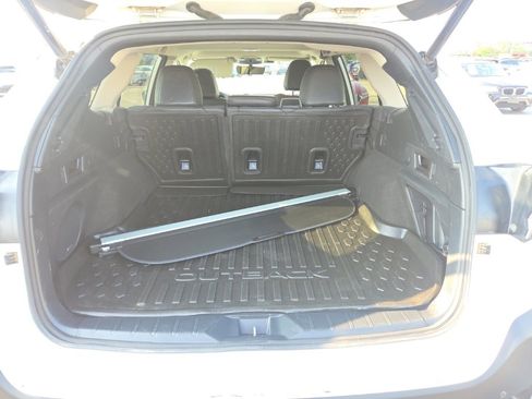 Used 2023 Subaru Outback Limited image 17