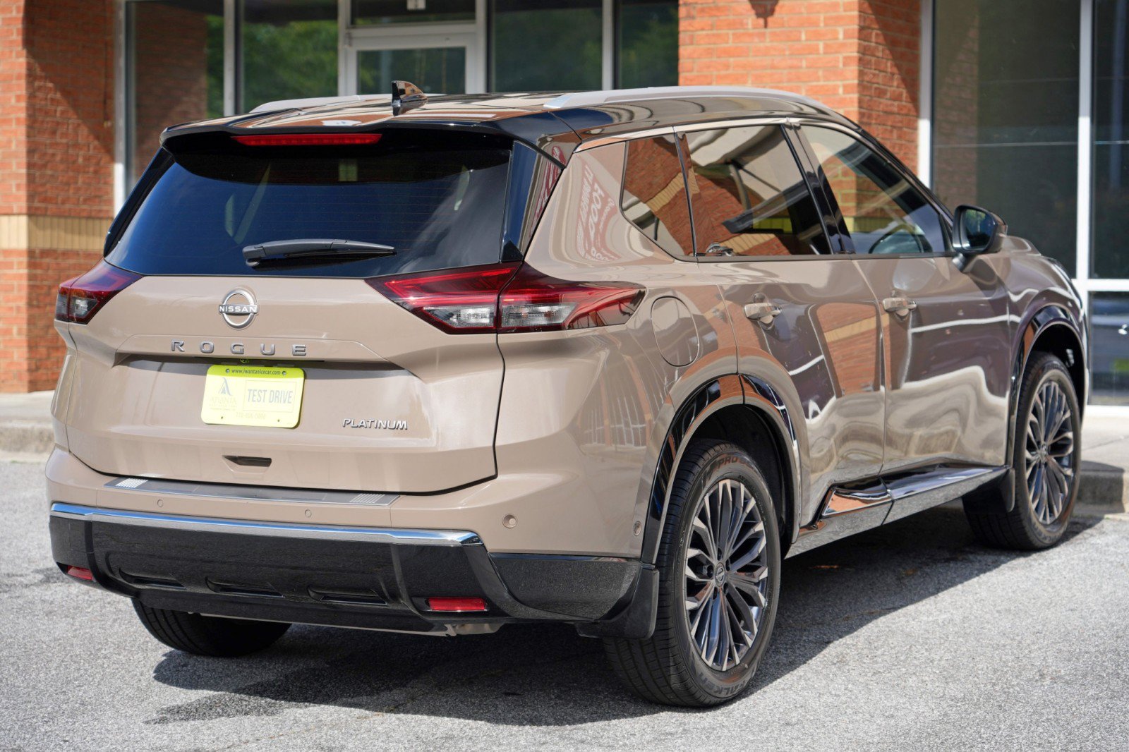 Used 2024 Nissan Rogue Platinum w/ Platinum Premium Package FWD image 51