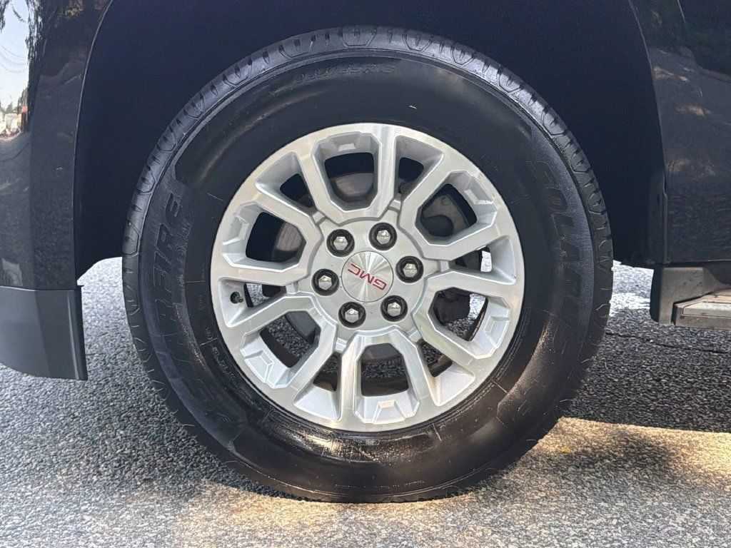 Used 2019 GMC Yukon SLT AWD/4WD image 20