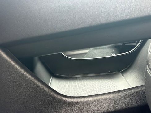 New 2026 Chevrolet Traverse LT w/ Driver Confidence Package image 30