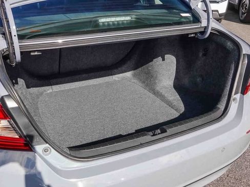 Used 2022 Honda Accord Touring image 25