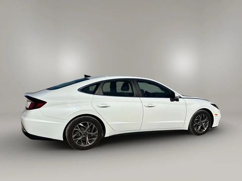 Used 2023 Hyundai Sonata SEL w/ Cargo Package image 3