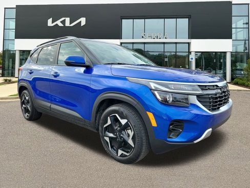 Used 2025 Kia Seltos S image 1