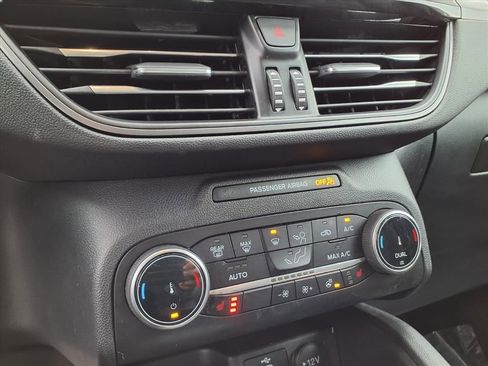 Used 2024 Ford Escape Active image 8