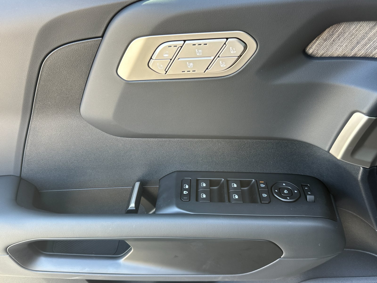 New 2027 Kia Telluride SX Prestige AWD/4WD image 11