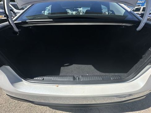 Used 2025 Subaru Legacy Premium AWD/4WD image 29