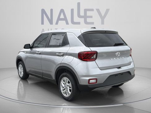 New 2026 Hyundai Venue SE FWD image 5