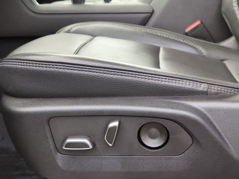 Used 2022 GMC Sierra 1500 Denali w/ Denali Reserve Package image 14