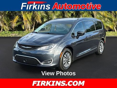 Used 2020 Chrysler Pacifica Touring-L Plus w/ Advanced Safetytec Group image 1