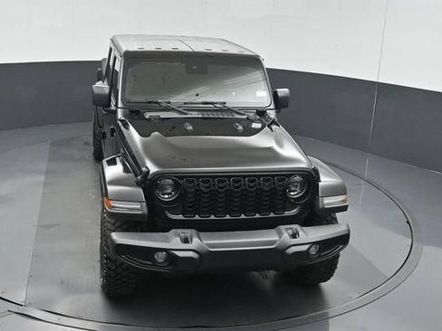 Used 2024 Jeep Gladiator Sport AWD/4WD image 42