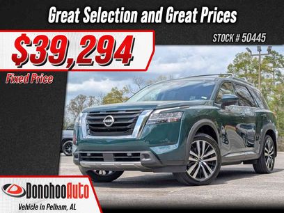 Used 2024 Nissan Pathfinder Platinum w/ Cargo Package