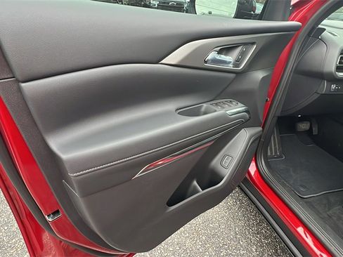 New 2026 Chevrolet Traverse LT w/ Sun and Wheel Package image 11