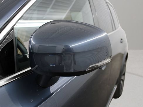Certified 2023 Volvo XC90 B6 Ultimate w/ Protection Package Premier AWD/4WD image 6
