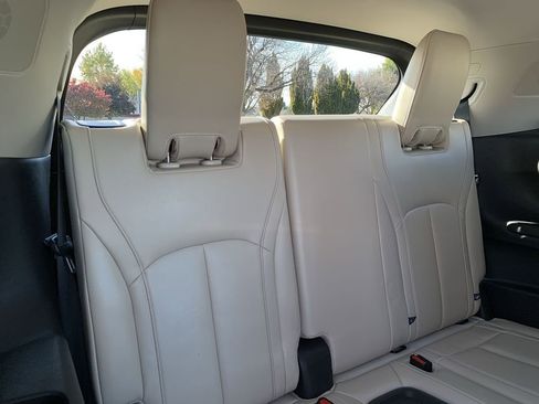 Used 2022 INFINITI QX60 Luxe image 30