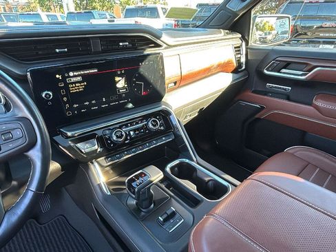 Certified 2024 GMC Sierra 1500 Denali Ultimate image 24