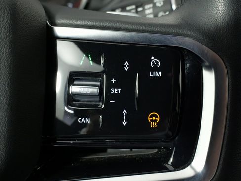 Used 2023 Land Rover Range Rover Velar R-Dynamic S image 57