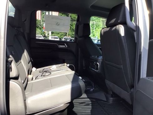 New 2026 GMC Sierra 2500 SLT AWD/4WD image 22