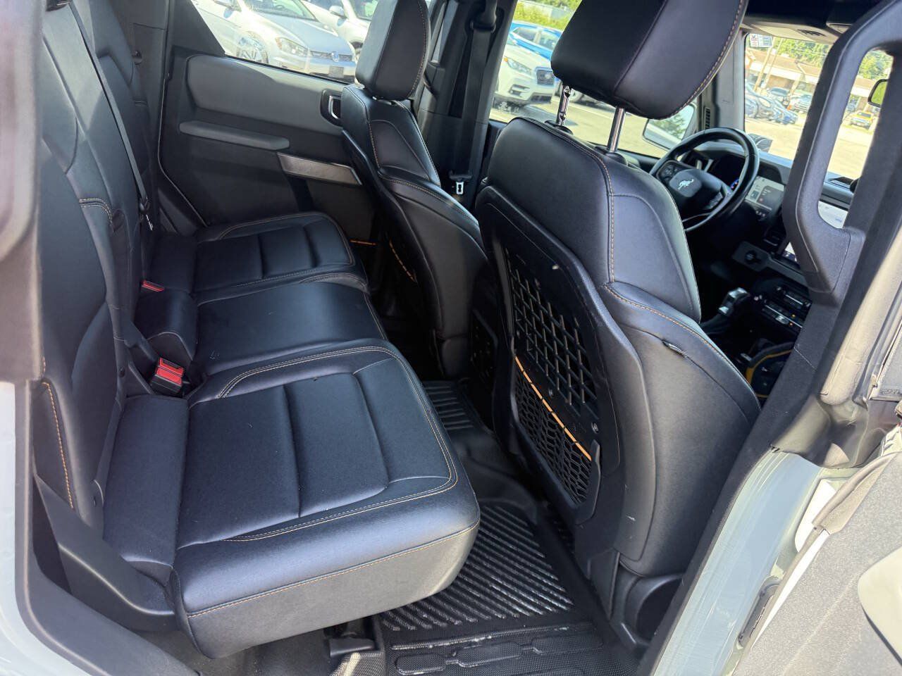 Used 2023 Ford Bronco Badlands AWD/4WD image 17