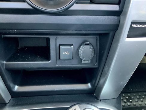 Used 2022 Toyota 4Runner SR5 Premium image 32