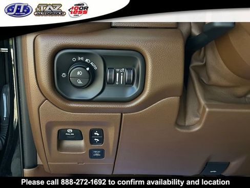 Used 2019 RAM 1500 Laramie AWD/4WD image 21