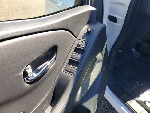 New 2026 Nissan Frontier SV w/ Tow Package RWD image 14