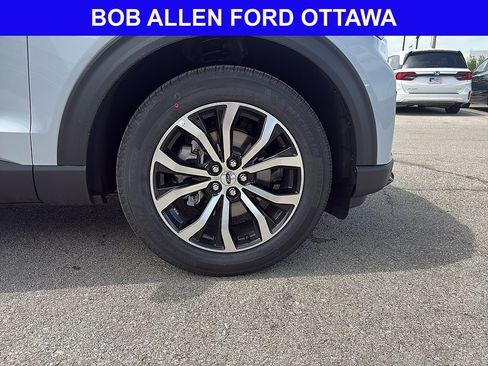 Used 2026 Ford Explorer ST-Line AWD/4WD image 10