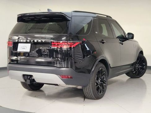 Used 2025 Land Rover Discovery S AWD/4WD image 2