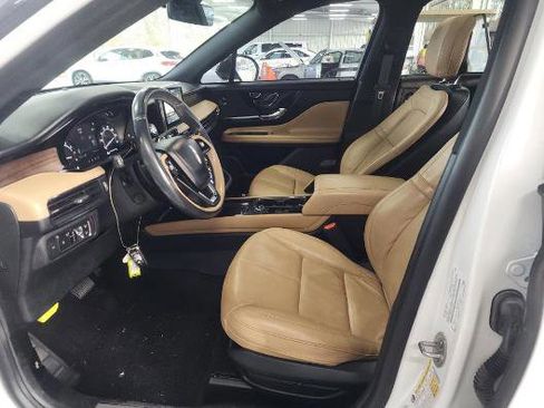 Used 2020 Lincoln Corsair Reserve image 3