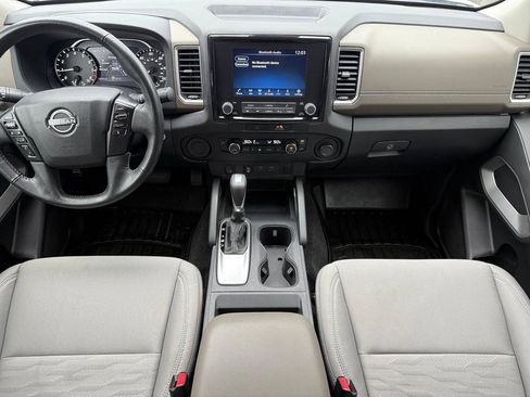 Used 2022 Nissan Frontier SV w/ Technology Package image 22